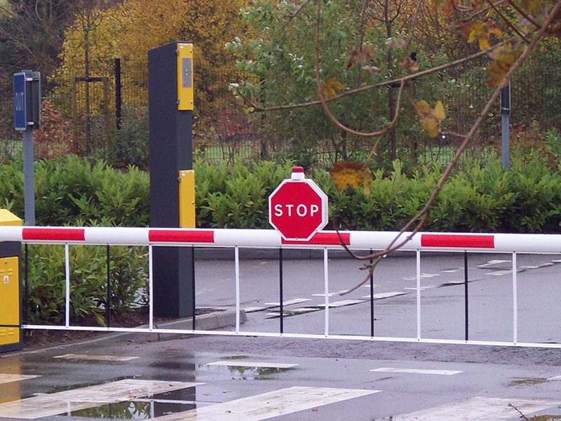 Road-Barrier